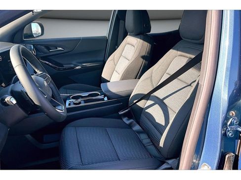 New 2026 Chevrolet Equinox LT w/ LPO, Floor Liner Package AWD/4WD image 10