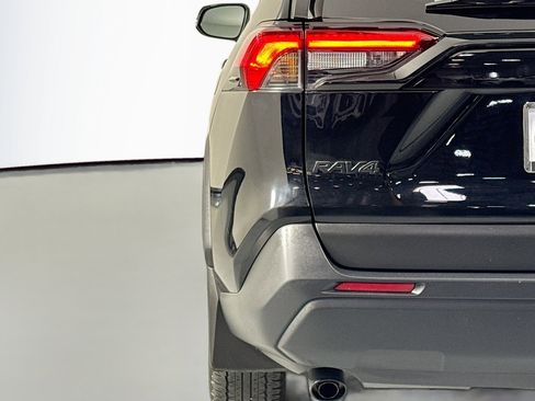 Used 2024 Toyota RAV4 AWD Hybrid image 15