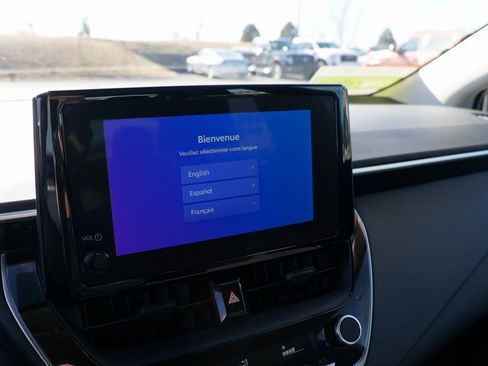 Used 2024 Toyota Corolla LE image 21