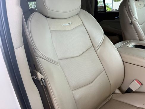 Used 2019 Cadillac Escalade Premium Luxury w/ LPO, Radiant Package AWD/4WD image 36