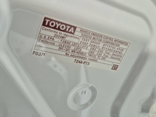 Used 2024 Toyota Tacoma SR5 AWD/4WD image 24