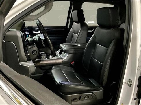 Used 2022 Chevrolet Silverado 1500 LTZ image 14