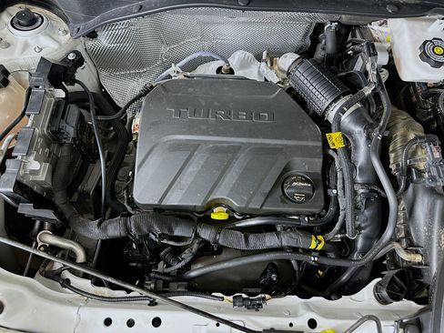 Used 2025 Buick Encore GX Preferred FWD image 31