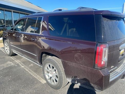 Used 2017 GMC Yukon XL Denali w/ Open Road Package image 3