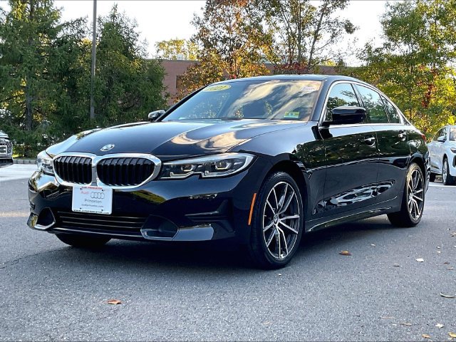 Used 2021 BMW 330i xDrive Sedan w/ Convenience Package AWD/4WD image 2