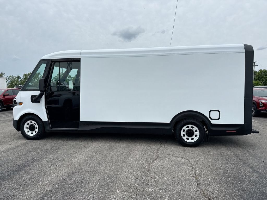 Used 2024 Chevrolet Brightdrop 600 w/ Battery Pack, Max Range AWD/4WD image 2
