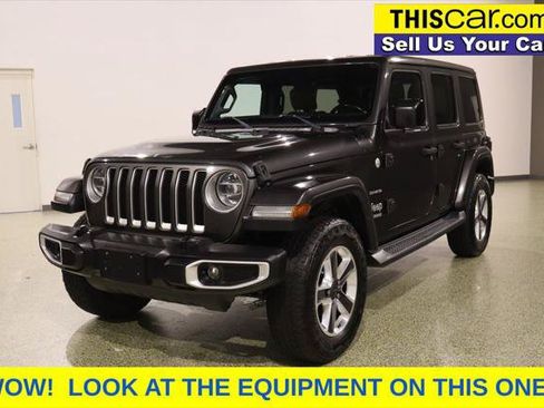 Used 2020 Jeep Wrangler Unlimited Sahara AWD/4WD image 4