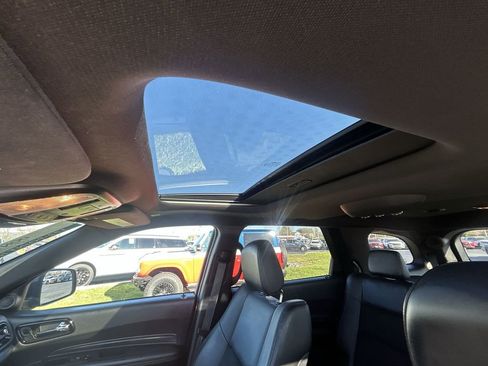 Used 2022 Dodge Durango GT image 28