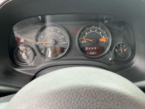 Used 2014 Jeep Patriot Latitude image 20