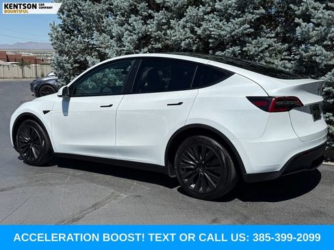 Used 2023 Tesla Model Y Long Range AWD/4WD image 5