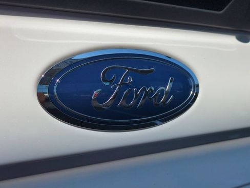 Used 2022 Ford F350 Lariat w/ Tremor Off-Road Package AWD/4WD image 6