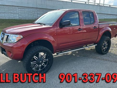 Used 2015 Nissan Frontier Desert Runner image 2