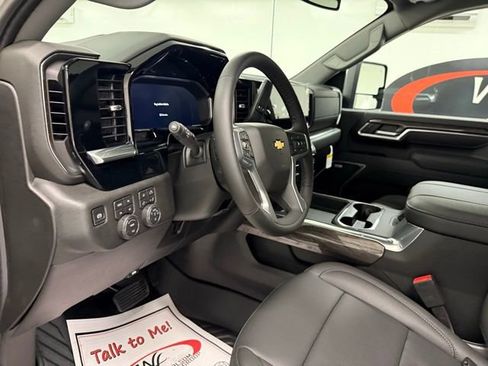New 2026 Chevrolet Silverado 2500 LTZ w/ LTZ Convenience Package image 12