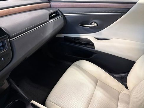 Certified 2023 Lexus ES 350 w/ Premium Package FWD image 21