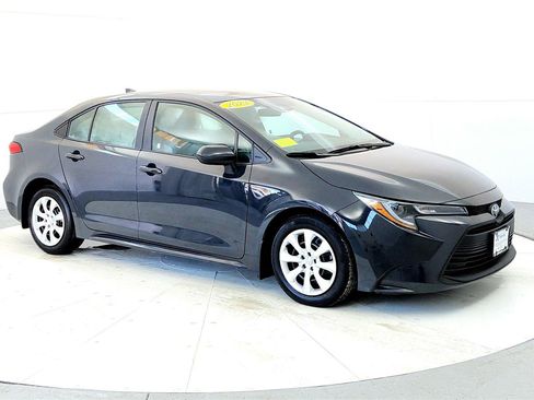 Certified 2023 Toyota Corolla LE image 7