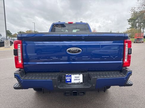 New 2026 Ford F250 Lariat w/ Black Appearance Package image 7