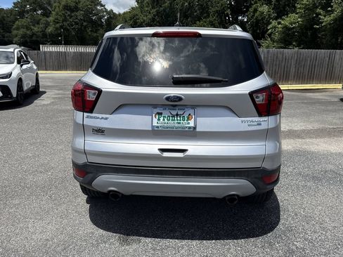 Used 2019 Ford Escape Titanium AWD/4WD image 4