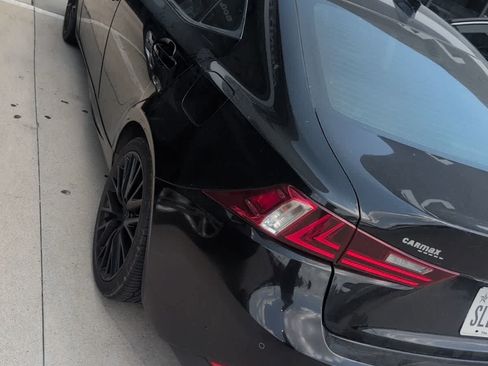 Used 2014 Lexus IS 250 w/ Navigation Package RWD image 9