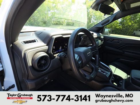 Used 2024 Chevrolet Colorado Trail Boss w/ Advanced Trailering Package AWD/4WD image 15