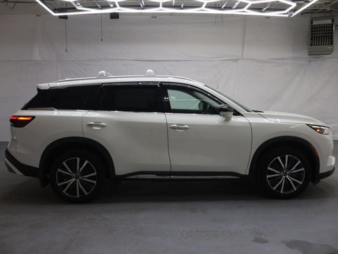 Used 2023 INFINITI QX60 Sensory w/ Cargo Package AWD/4WD image 8