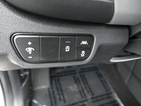 Used 2022 Kia Seltos LX image 20