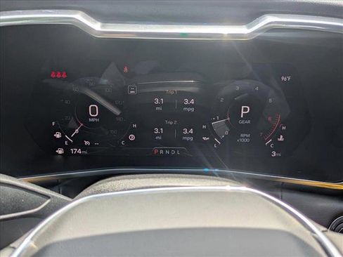 New 2025 GMC Canyon Elevation w/ Convenience Package image 11