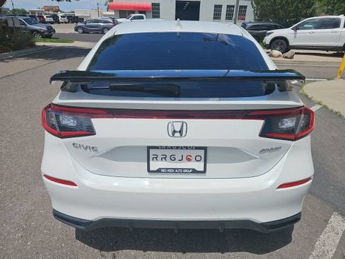 Used 2023 Honda Civic Sport image 6