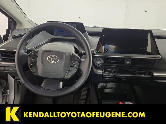 Used 2024 Toyota Prius LE AWD/4WD image 12