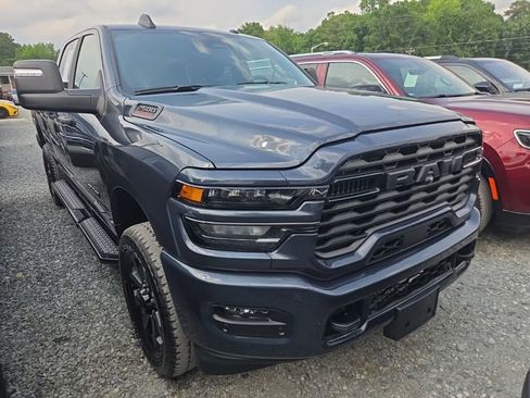 Used 2026 RAM 2500 Big Horn AWD/4WD image 2