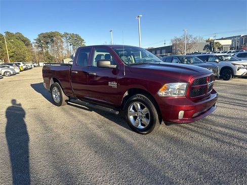 Used 2019 RAM 1500 Express w/ Express Value Package image 3