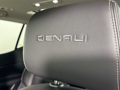 Used 2020 GMC Acadia Denali FWD image 39