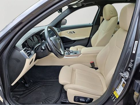 Used 2020 BMW 330i xDrive Sedan w/ Convenience Package AWD/4WD image 14