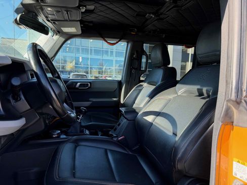 Used 2022 Ford Bronco Badlands w/ Sasquatch Package image 16