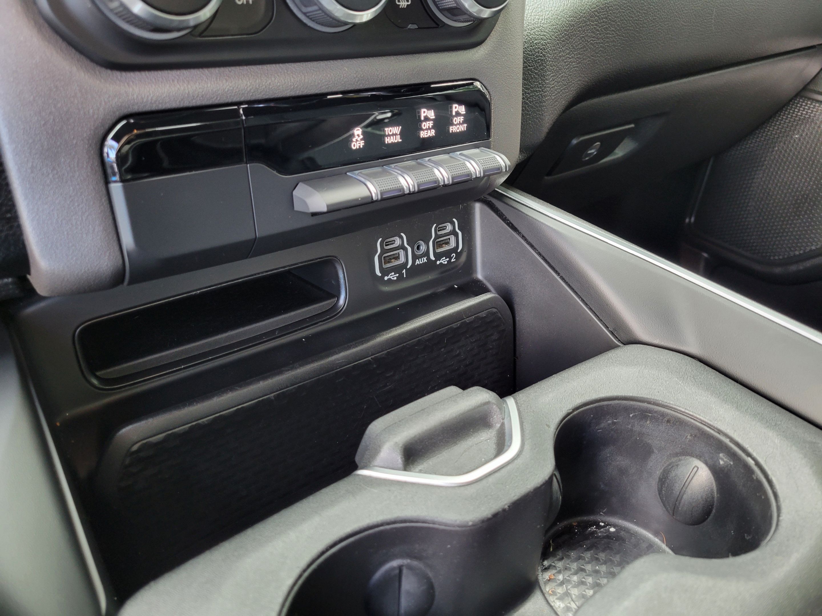 Used 2021 RAM 1500 Big Horn RWD image 19