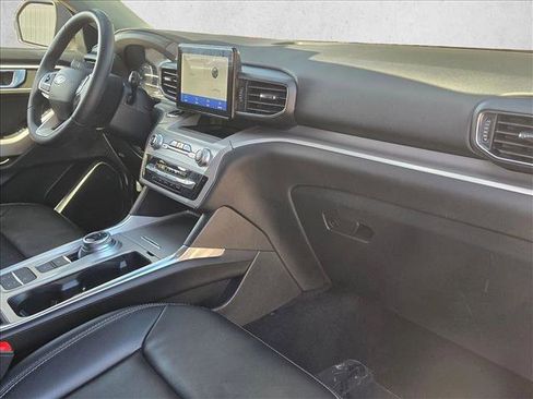 Certified 2023 Ford Explorer XLT w/ Equipment Group 202A image 22