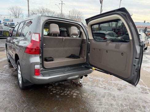 Used 2011 Lexus GX 460 Premium image 19