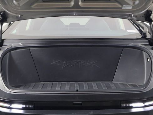 Used 2024 Tesla Cybertruck AWD Crew Cab image 15