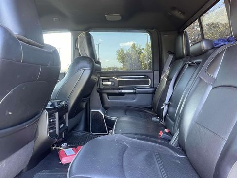 Used 2019 RAM 2500 Laramie AWD/4WD image 9