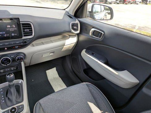 New 2026 Hyundai Venue SEL FWD image 14