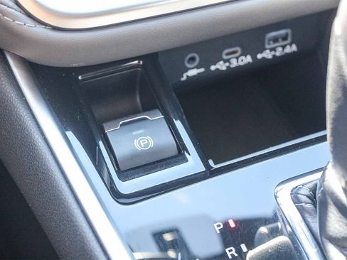 Used 2024 Subaru Outback Onyx Edition image 36