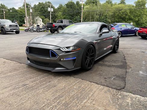 Used 2020 Ford Mustang GT RWD image 4
