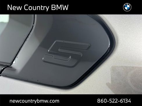 New 2026 BMW 550e xDrive w/ Premium Package image 33