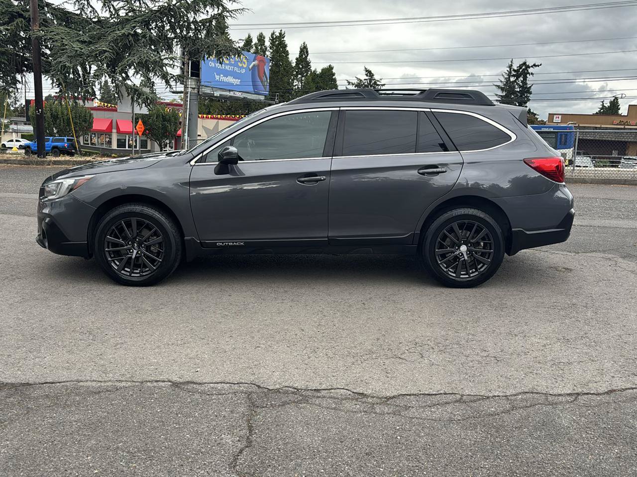 Used 2018 Subaru Outback 2.5i Limited AWD/4WD image 7