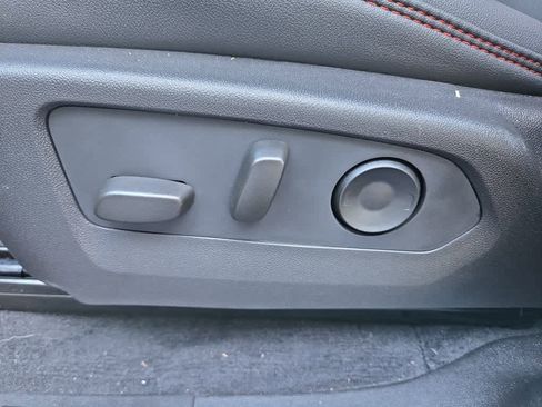 New 2025 Chevrolet Colorado Z71 w/ Technology Package image 13