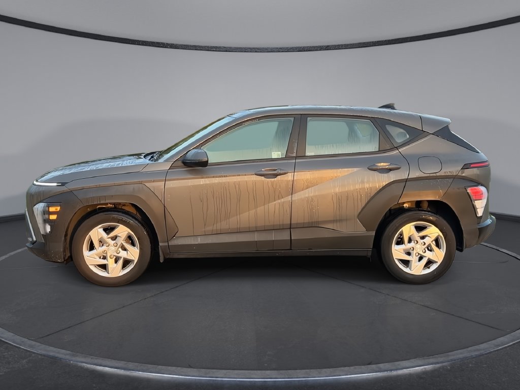 Used 2024 Hyundai Kona SE FWD image 5