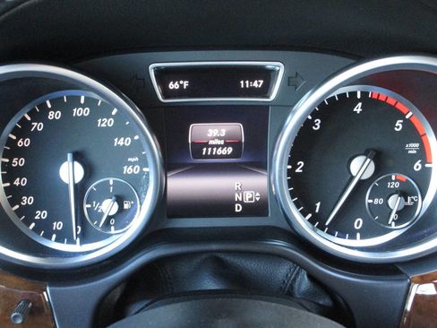 Used 2015 Mercedes-Benz GL 320 BlueTEC 4MATIC image 18