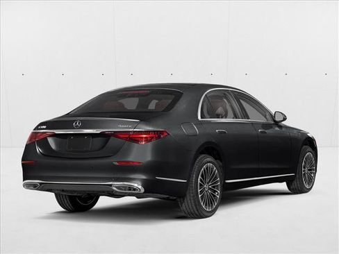 New 2026 Mercedes-Benz S 580 4MATIC Sedan image 2
