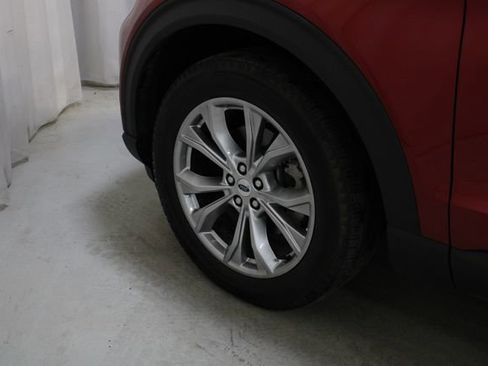 Used 2023 Ford Explorer Limited w/ Limited Technology Package image 29