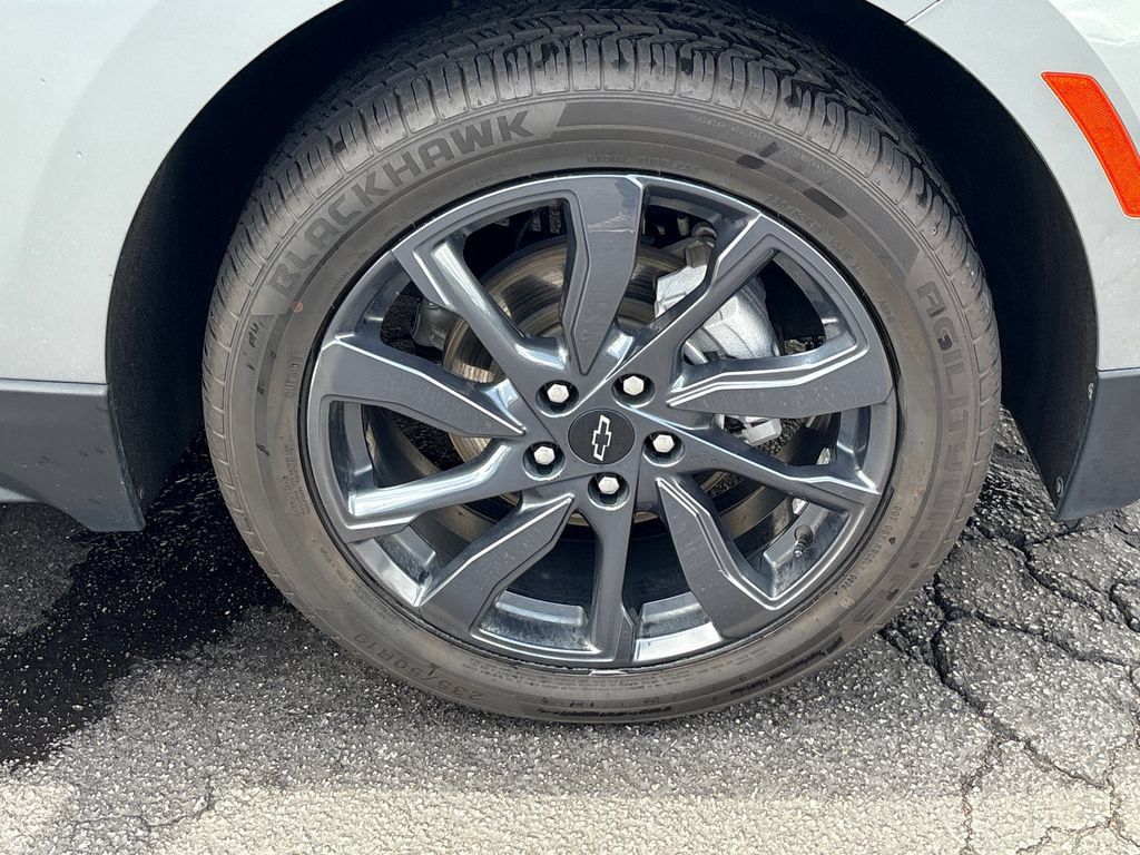 Used 2024 Chevrolet Equinox RS w/ RS Leather Package FWD image 39