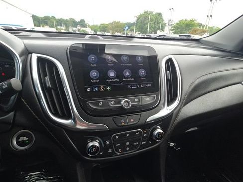 Used 2024 Chevrolet Equinox Premier AWD/4WD image 20